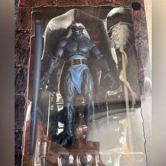 Gargoyles “Thailog” 8” Action Figure Collectible by NECA: Brand NEW: Disney - Picture 7 of 7
